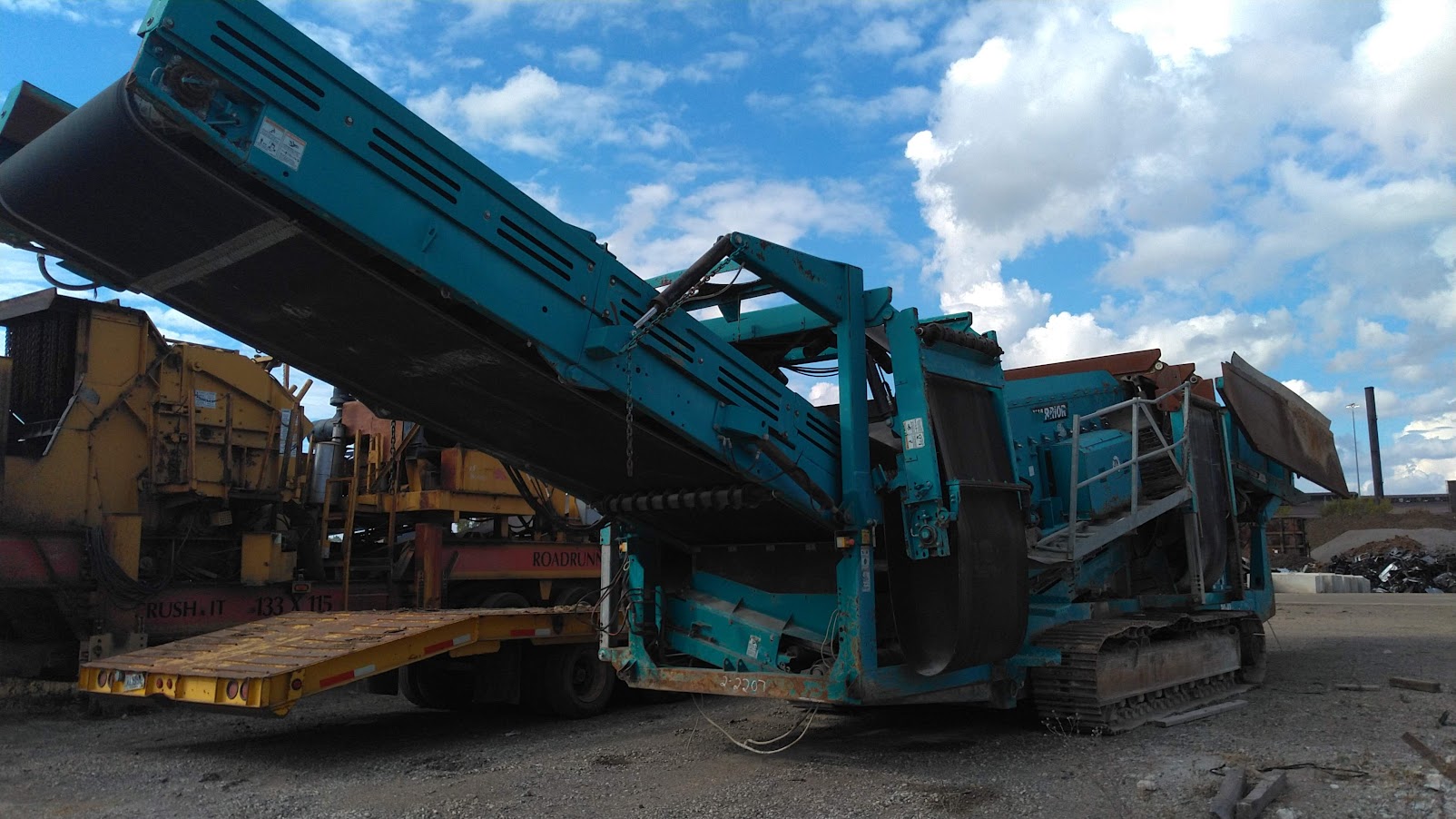 POWERSCREEN WARRIOR 1800 TRACK SCREENING PLANT-3